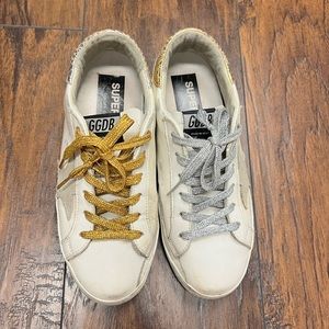Like new golden goose sneaker